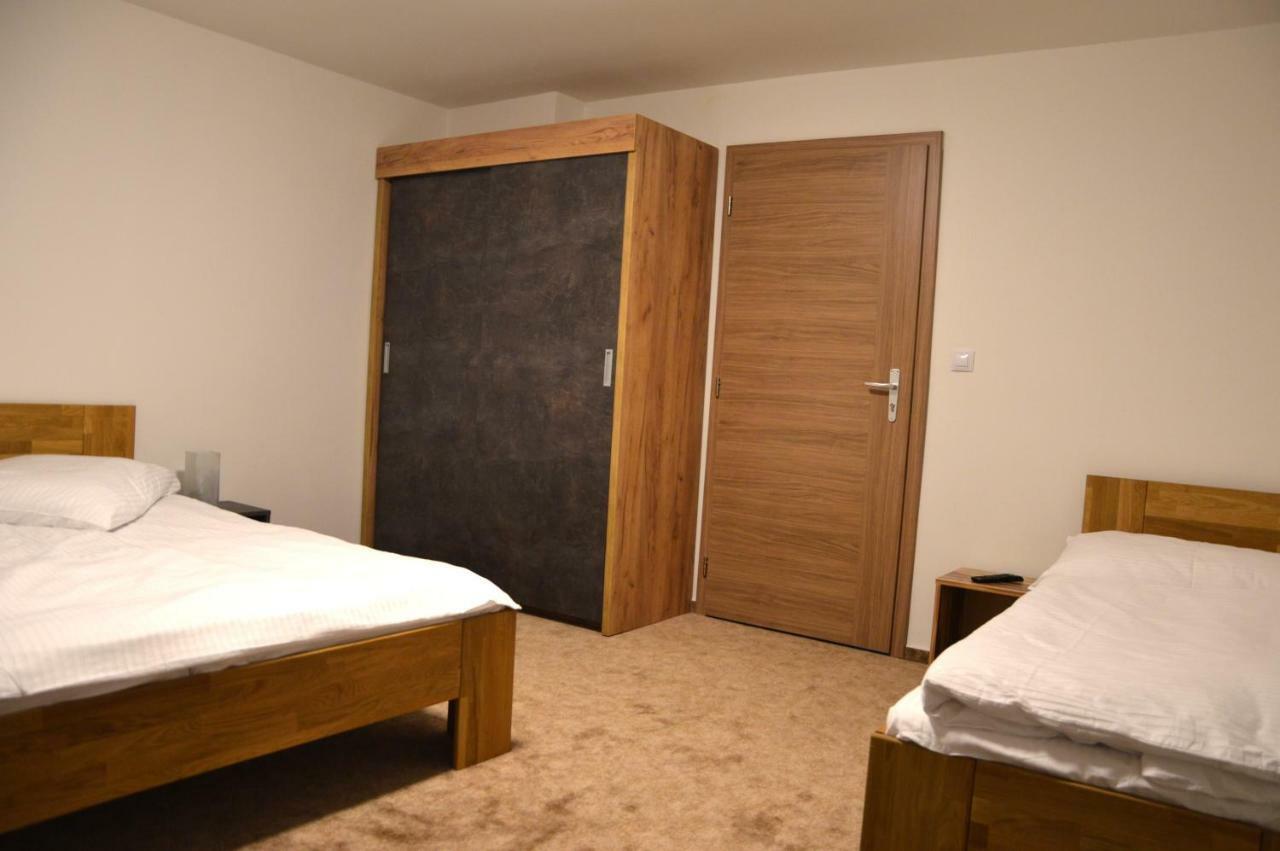 Apartments Villa Viola Kovářská Eksteriør billede
