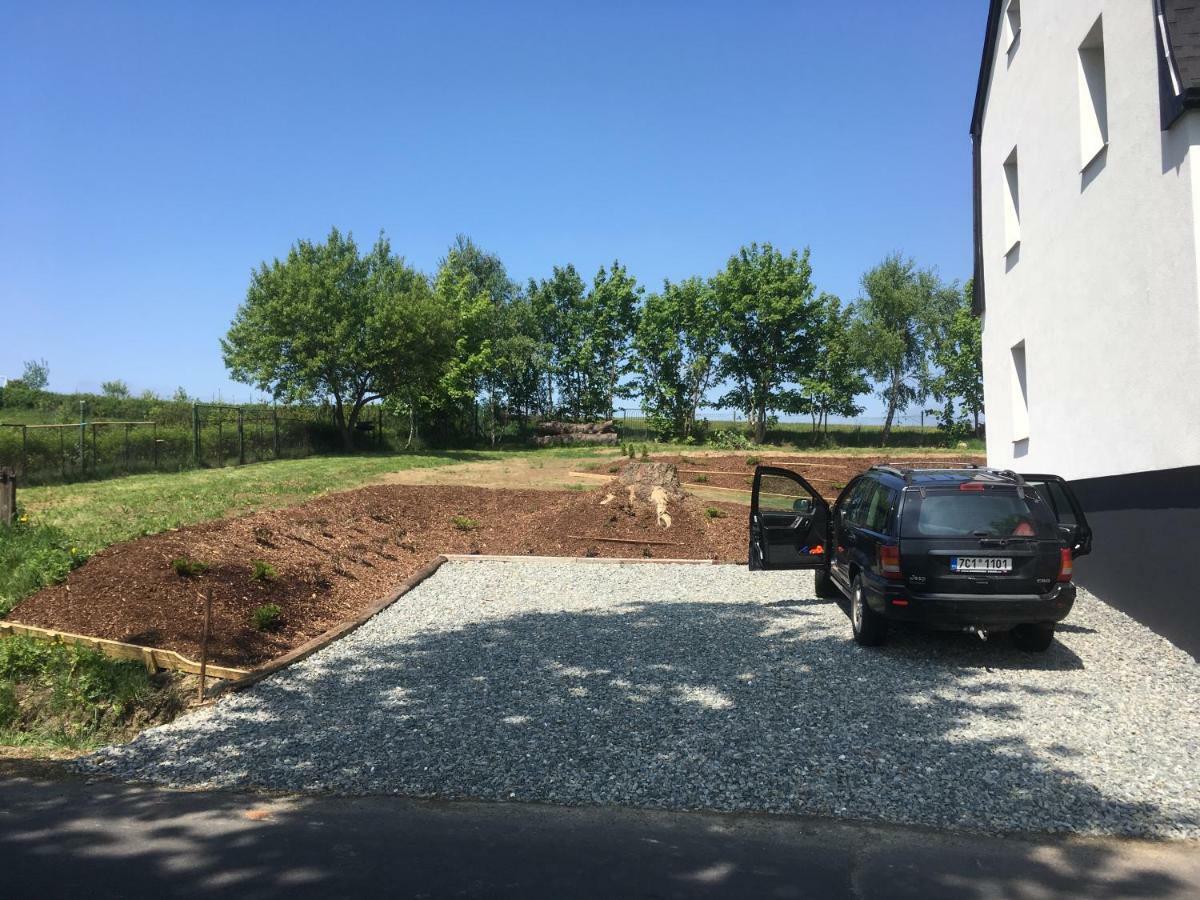Apartments Villa Viola Kovářská Eksteriør billede